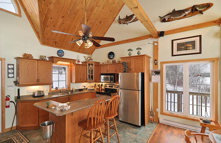 031-Cottage Kitchen