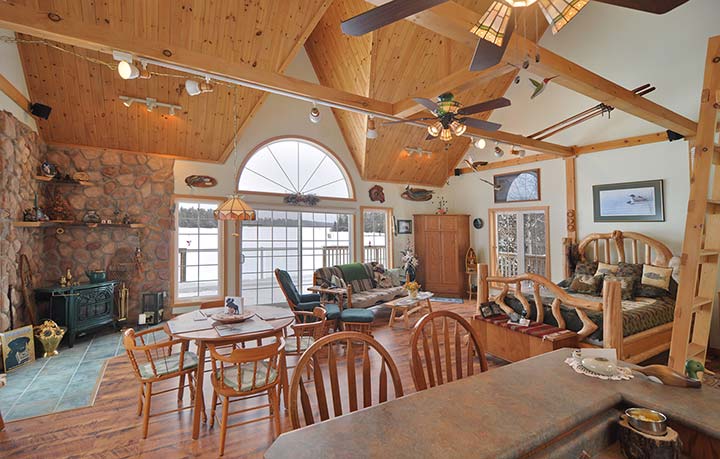 032-Cottage Living Room