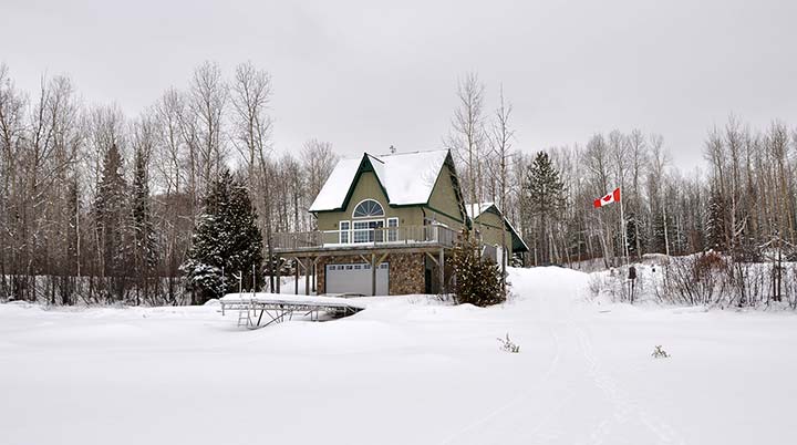 037-Cottage Exterior View from Lake