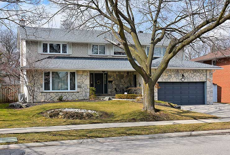 219 Markland Drive, Etobicoke Virtual Tour and Real Estate Photography