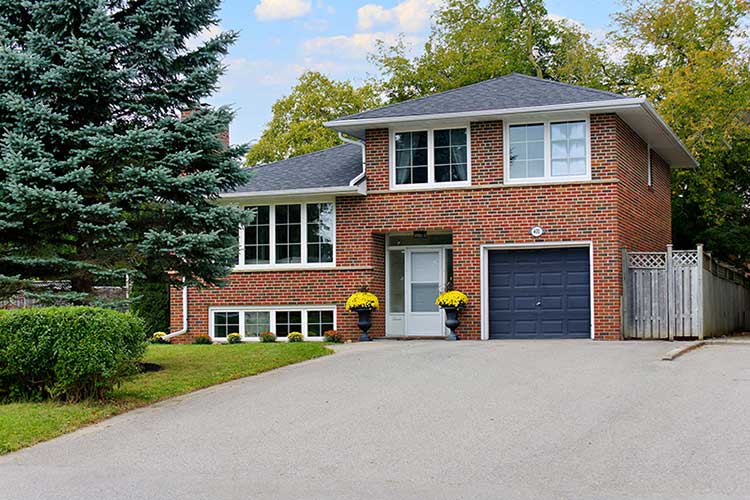 400 Friendship Avenue, Scarborough Virtual Tour and Real Estate